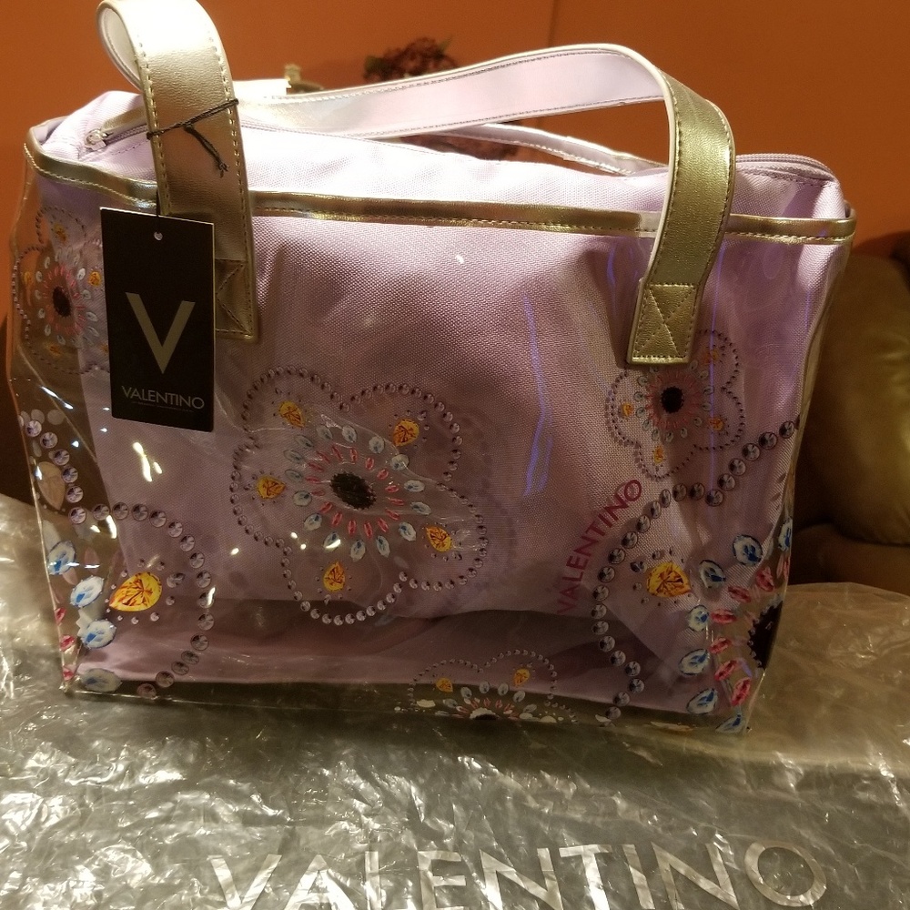 Valentino (sold)